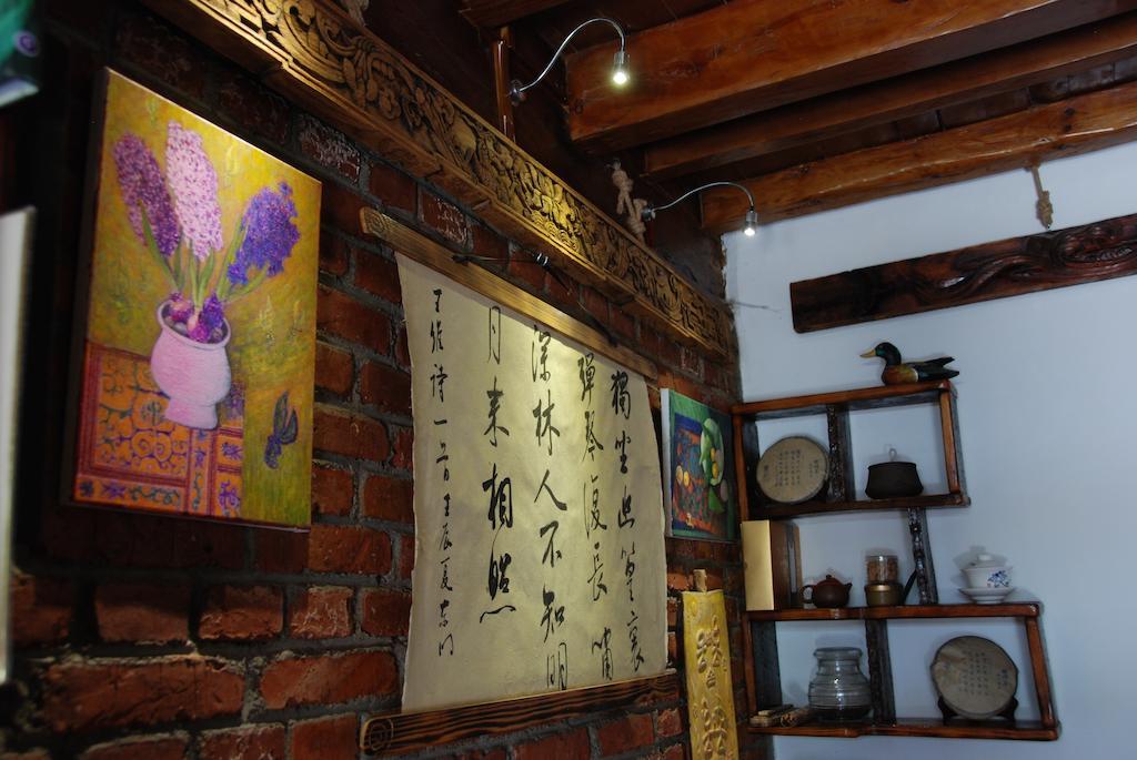 Lazy Tiger Inn Лицзян Экстерьер фото