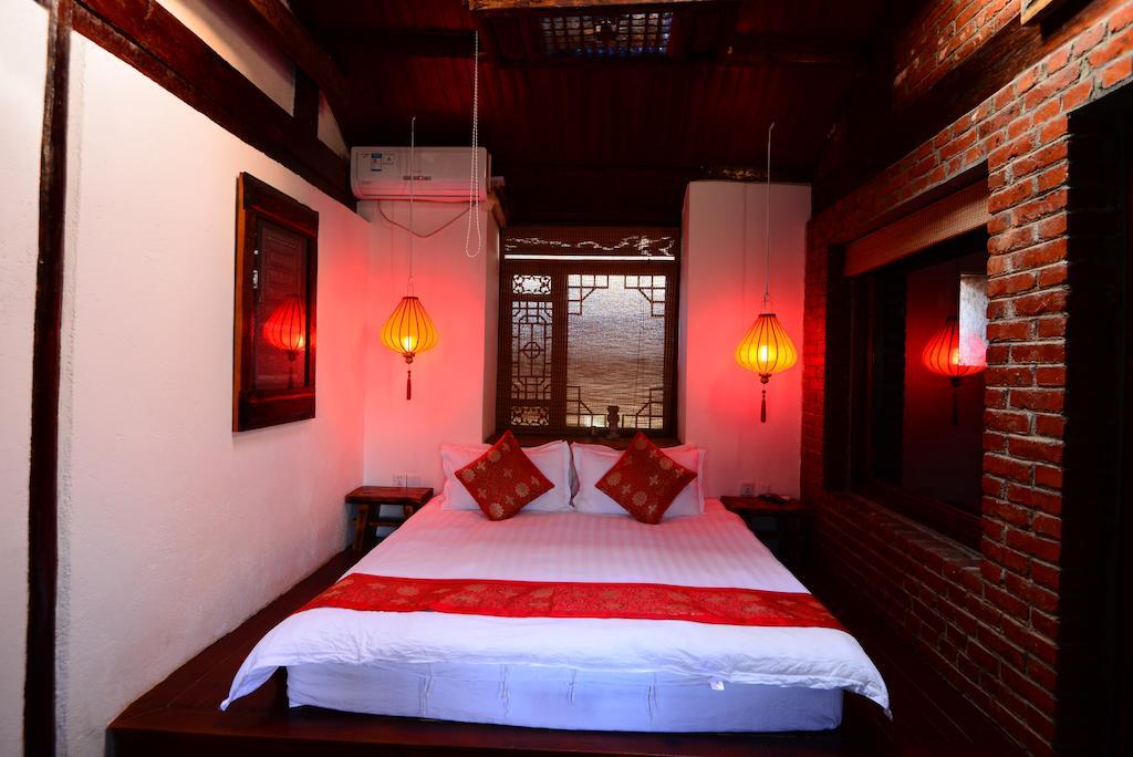 Lazy Tiger Inn Лицзян Номер фото