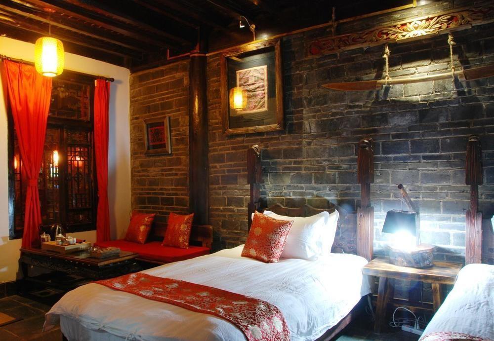 Lazy Tiger Inn Лицзян Экстерьер фото