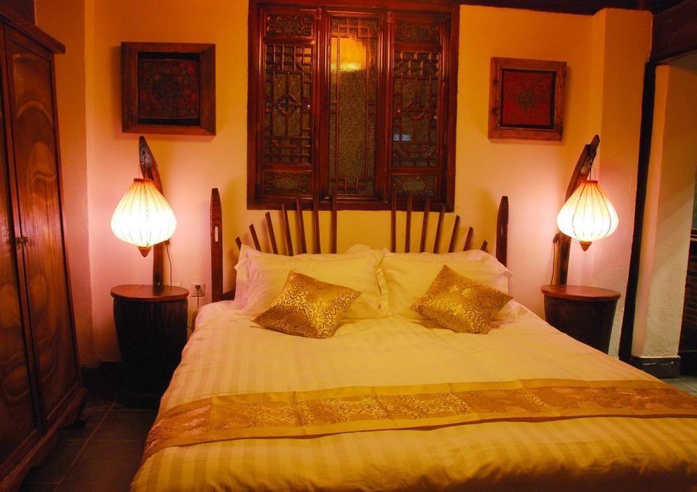 Lazy Tiger Inn Лицзян Экстерьер фото