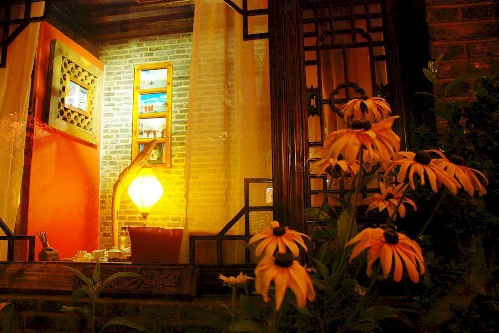 Lazy Tiger Inn Лицзян Экстерьер фото