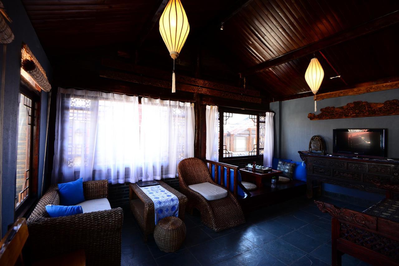 Lazy Tiger Inn Лицзян Экстерьер фото